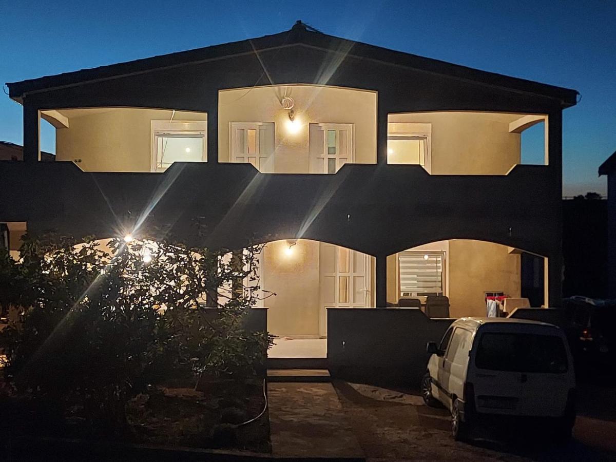 Zrinec Apartamento Vir Exterior foto