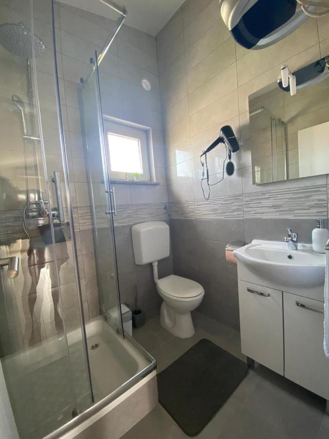 Zrinec Apartamento Vir Exterior foto