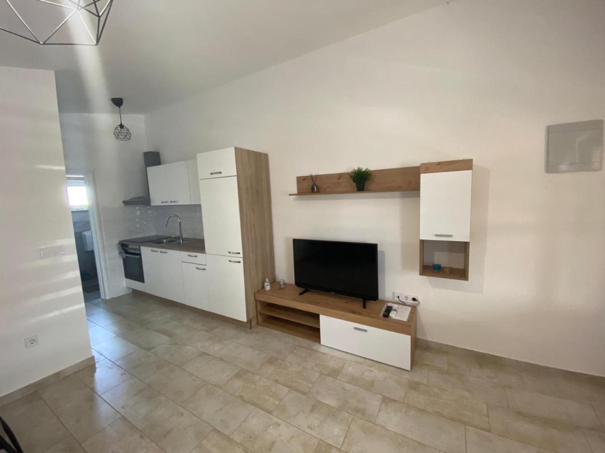 Zrinec Apartamento Vir Exterior foto