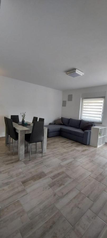 Zrinec Apartamento Vir Exterior foto
