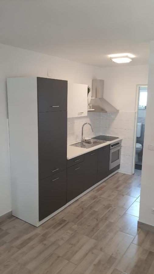 Zrinec Apartamento Vir Exterior foto